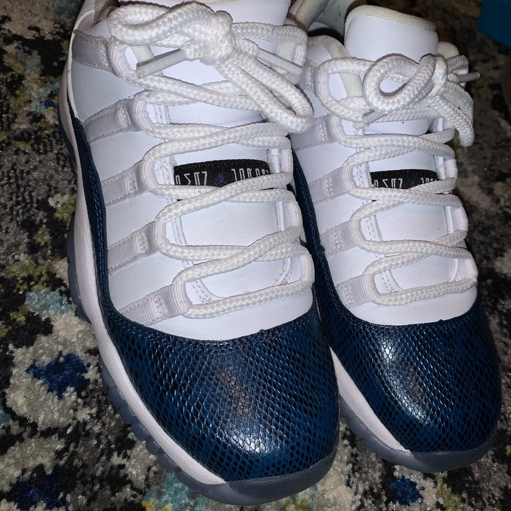 Jordan 11 Navy Blue Snakeskin Gs